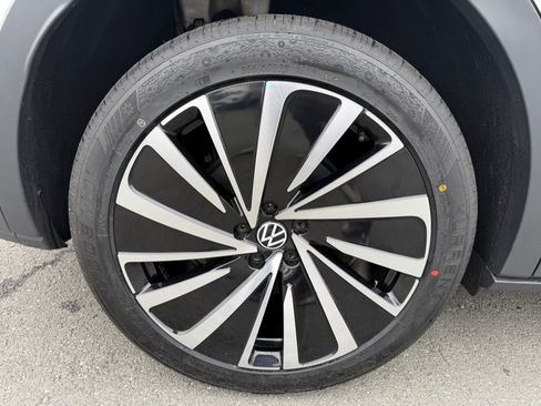 Used 2023 Volkswagen ID.4 Pro S Plus AWD/4WD image 54