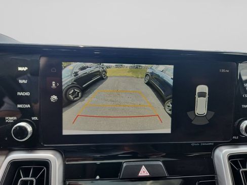 Certified 2023 Kia Sorento S w/ Panoramic Sunroof Package AWD/4WD image 21