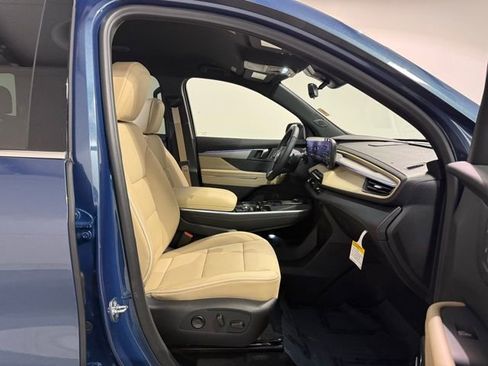 New 2026 Buick Enclave Preferred image 32