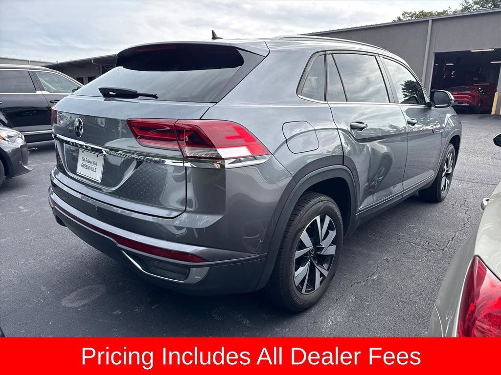 Used 2022 Volkswagen Atlas Cross Sport SE FWD image 5