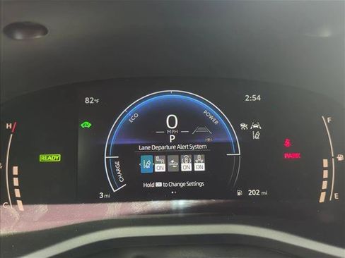 Used 2026 Toyota Camry SE FWD image 17