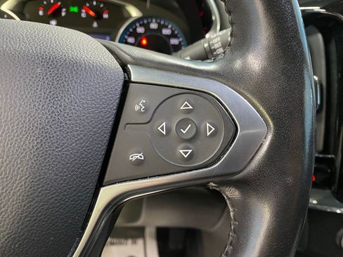 Used 2020 Chevrolet Traverse LT image 20