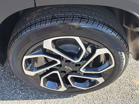 New 2026 Chevrolet Trax RS w/ Sunroof Package FWD image 13