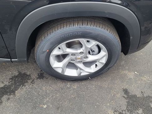 New 2026 Chevrolet Trax LS w/ LS Convenience Package image 15