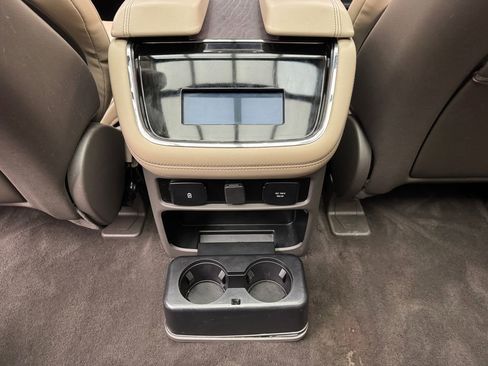 Used 2024 Lincoln Navigator L Reserve AWD/4WD image 13