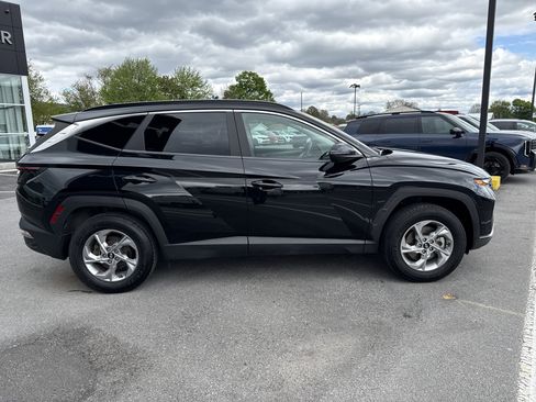 Used 2022 Hyundai Tucson SEL AWD/4WD image 2