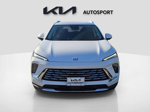 Used 2024 Buick Envision Preferred image 2