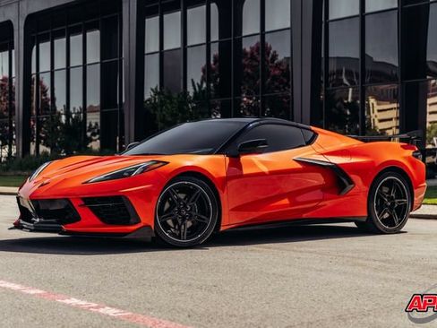 Used 2020 Chevrolet Corvette Stingray Coupe w/ 1LT RWD image 37