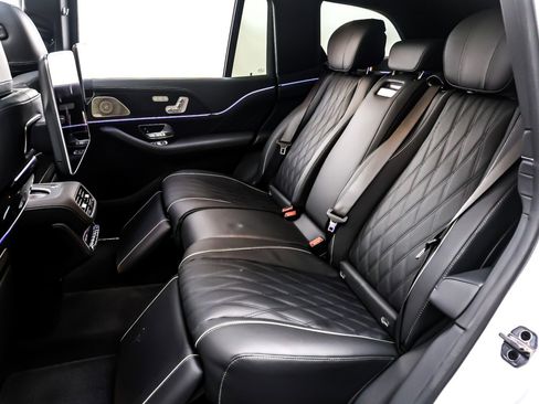 New 2026 Mercedes-Benz Maybach GLS 600 4MATIC image 8