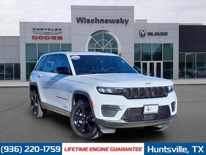 Used 2024 Jeep Grand Cherokee Altitude