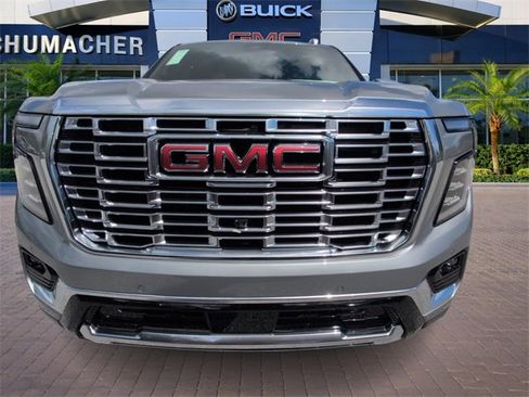 New 2026 GMC Yukon Denali w/ Sun & Power Step Package image 3