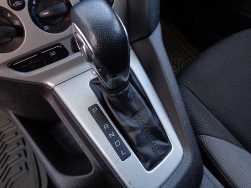 Used 2014 Ford Focus SE image 21