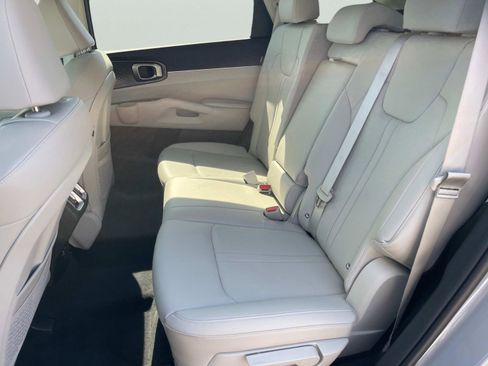 New 2026 Kia Sorento EX AWD/4WD image 18