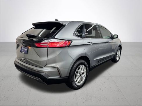 Used 2024 Ford Edge SEL image 7