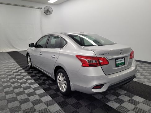 Used 2019 Nissan Sentra SV FWD image 5