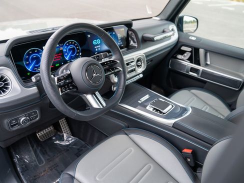 Used 2025 Mercedes-Benz G 580 w/ EQ Technology image 4