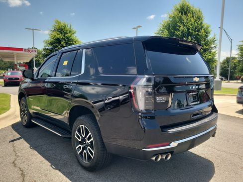 Used 2026 Chevrolet Tahoe Premier w/ Sun And Tow Package AWD/4WD image 5