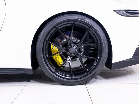 Certified 2022 Porsche 911 GT3 image 29