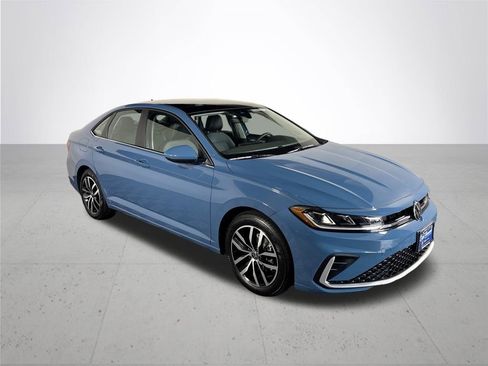 New 2026 Volkswagen Jetta SE image 4