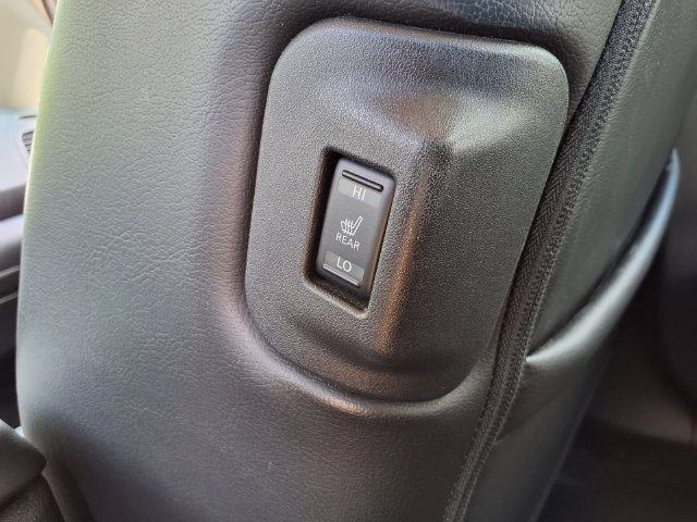 Used 2016 Nissan Leaf SL w/ Premium Package FWD image 10