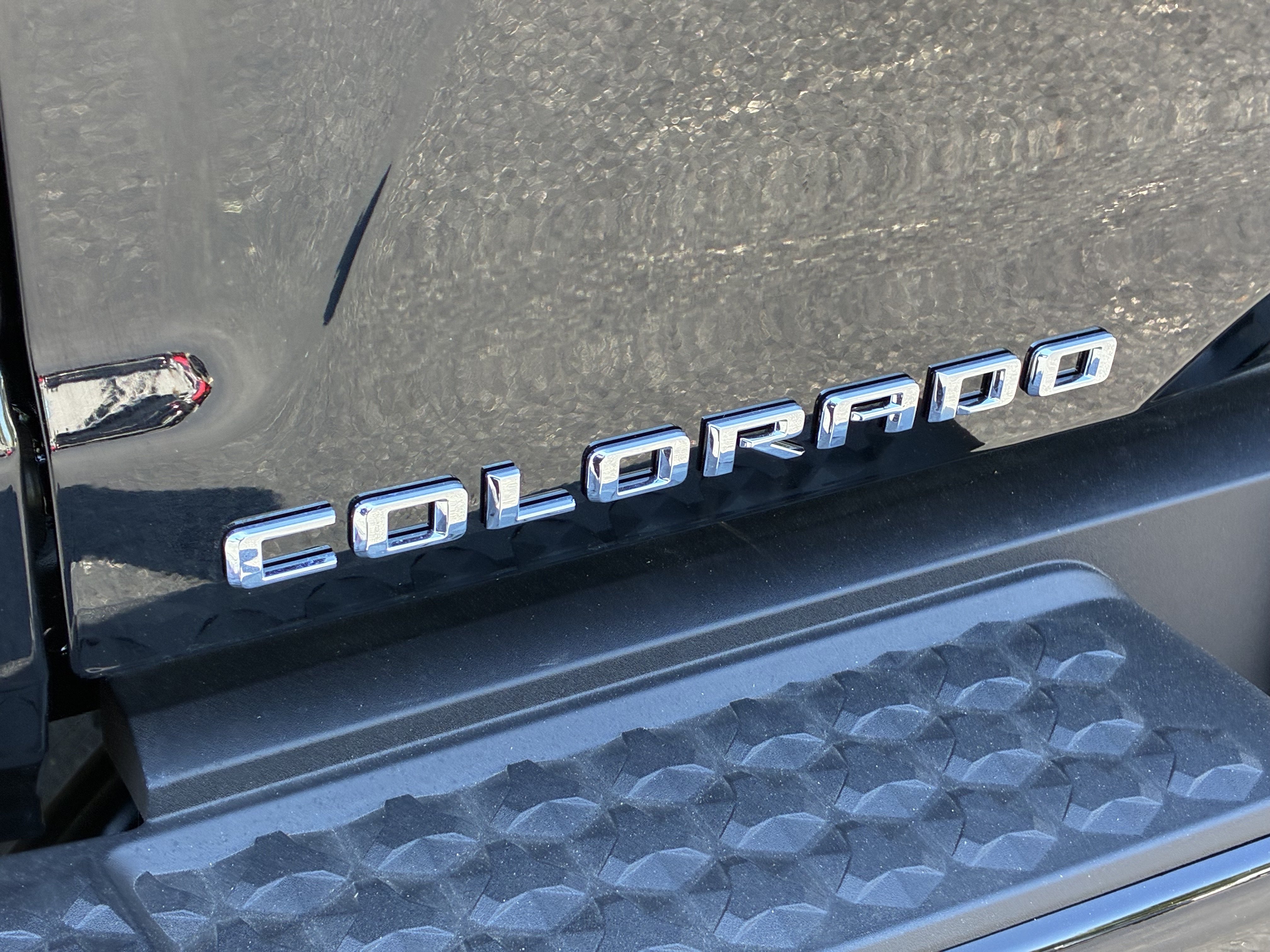 New 2026 Chevrolet Colorado LT w/ LT Convenience Package RWD image 11