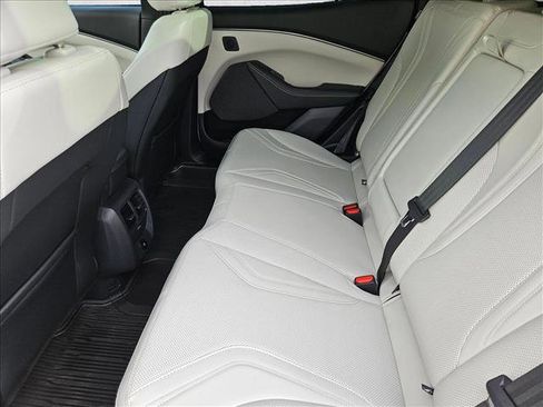 Used 2024 Ford Mustang Mach-E Premium image 17