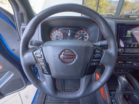 Used 2024 Nissan Frontier PRO-4X w/ Technology Package image 12