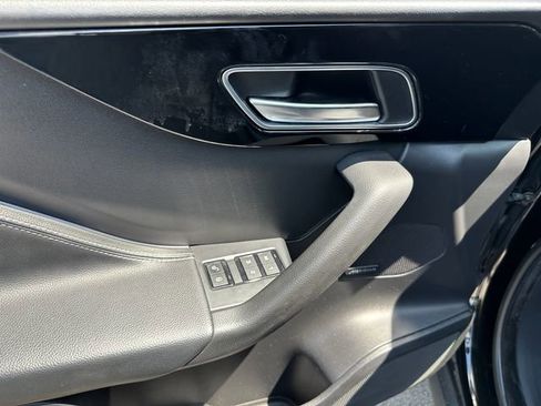 Used 2020 Jaguar F-PACE R-Sport image 21