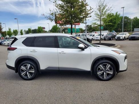 Certified 2024 Nissan Rogue SL w/ SL Premium Package image 3