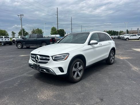 Used 2022 Mercedes-Benz GLC 300 4MATIC image 3
