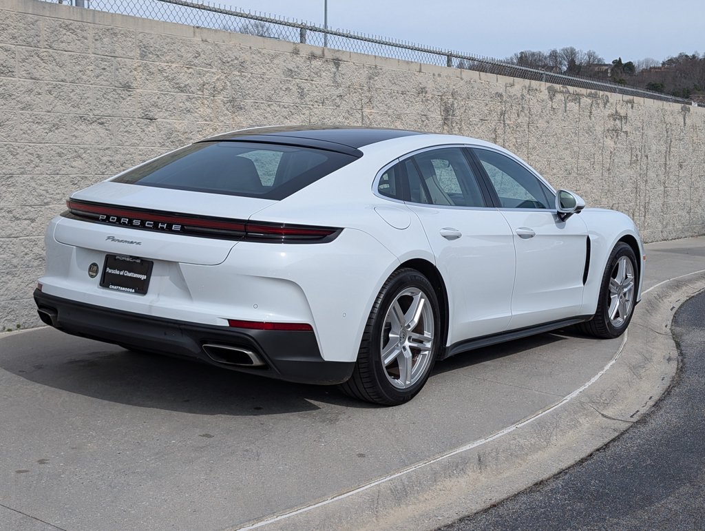 Certified 2025 Porsche Panamera RWD image 8