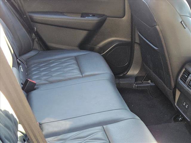 Used 2024 Nissan Rogue Platinum FWD image 20