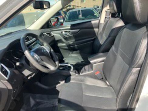 Used 2016 Nissan Rogue SL image 11