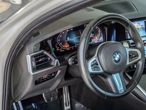 Used 2022 BMW 330i Sedan w/ M Sport Package RWD image 36