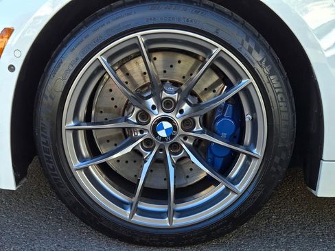 Used 2018 BMW M4 Coupe RWD image 10