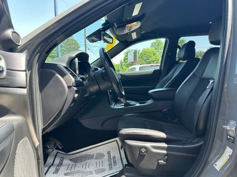 Used 2021 Jeep Grand Cherokee Laredo X AWD/4WD image 10