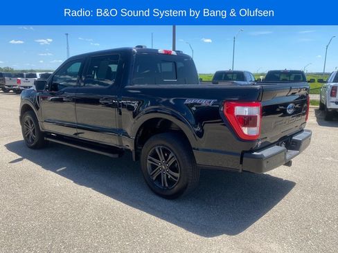 Used 2022 Ford F150 Lariat w/ Equipment Group 502A High AWD/4WD image 4