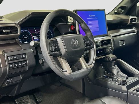 Used 2025 Toyota 4Runner TRD Off-Road Premium w/ Tow Technology Package image 7