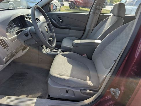 Used 2007 Chevrolet Malibu LS FWD image 12