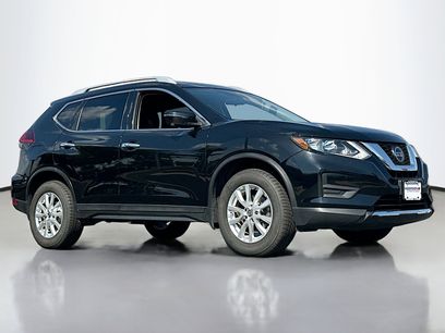 Used 2018 Nissan Rogue SV w/ Premium Package