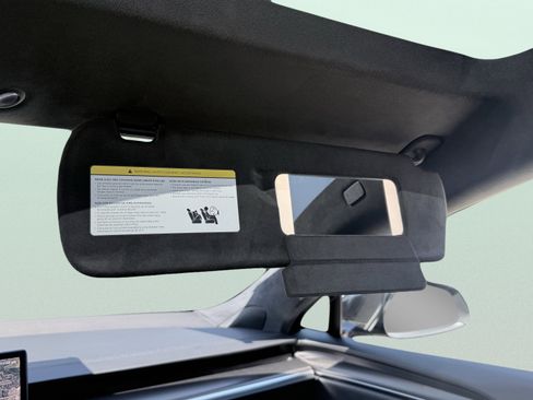 Used 2023 Tesla Model S Plaid image 61