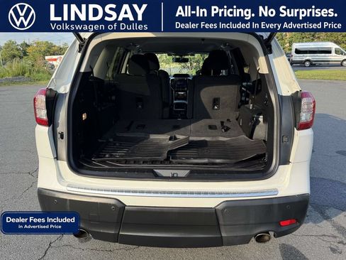 Used 2020 Subaru Ascent Premium w/ Convenience Package AWD/4WD image 16