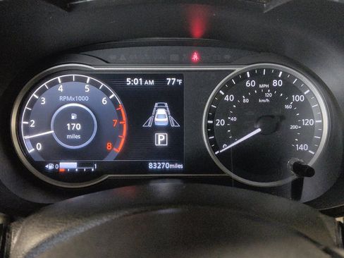 Used 2021 Nissan Versa SV FWD image 23