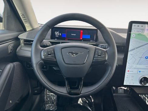 Used 2023 Ford Mustang Mach-E Premium image 14