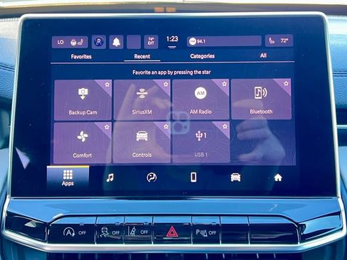 Used 2024 Jeep Compass Limited image 30