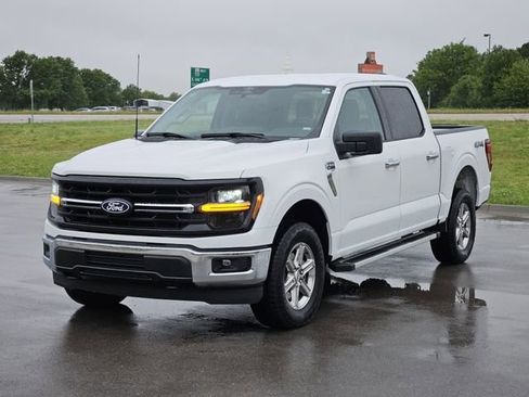 Used 2025 Ford F150 XLT w/ Equipment Group 301A Standard AWD/4WD image 3