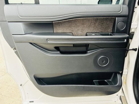 Used 2019 Ford Expedition Max Limited w/ Driver Assistance Package image 29