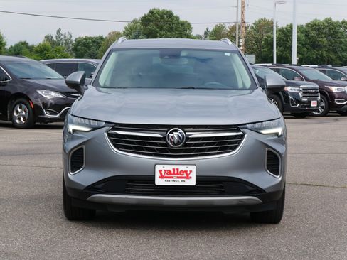 Used 2023 Buick Envision Essence image 2