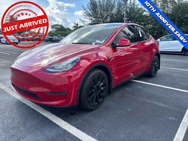 Used 2022 Tesla Model Y Long Range AWD/4WD image 2