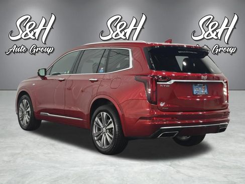 Used 2022 Cadillac XT6 Premium Luxury w/ LPO, Floor Liner Package AWD/4WD image 19